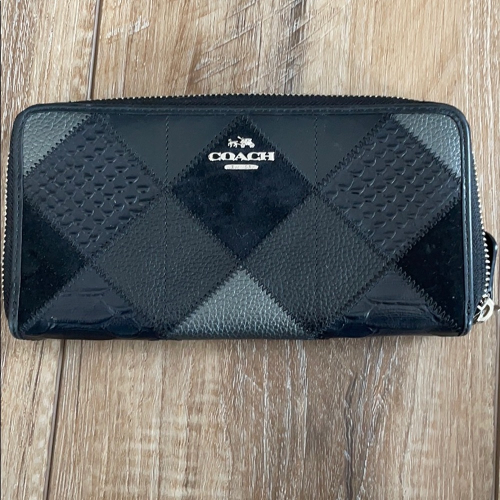 Authentic Coach Wallet